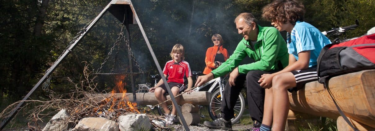 Grillen mit Kindern am Lech Grillen mit Kindern am Lech